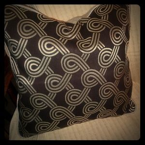 Throw pillow